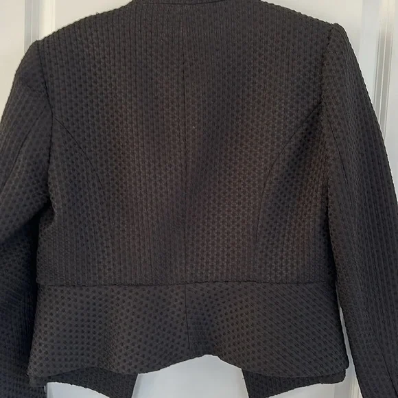 Cute Jacket. - Picture 6 of 6